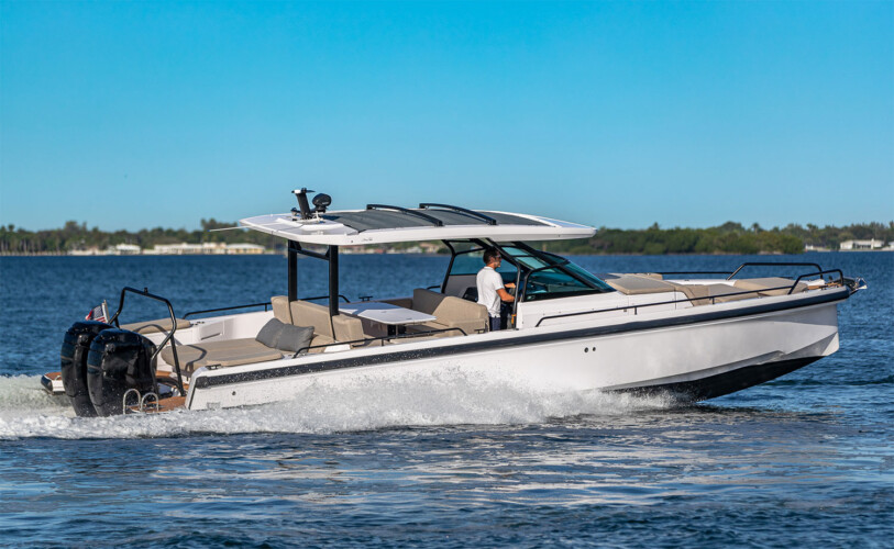 Axopar 37 XC Balboa Miami 16