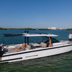 Axopar 37 XC Balboa Miami 17