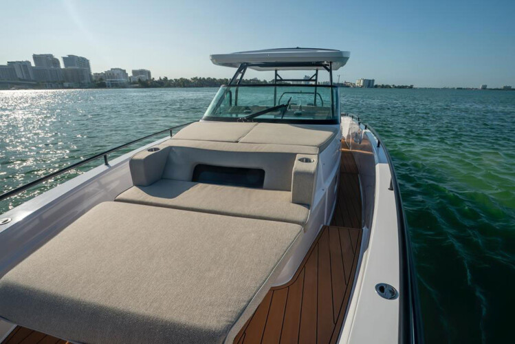 Axopar 37 XC Balboa Miami 24