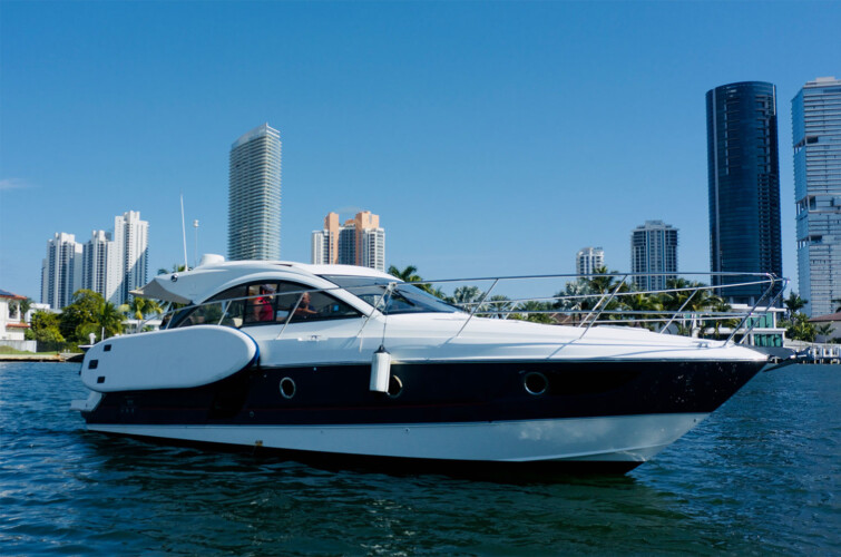 Beneteau Gran Turismo 40 Miami 10