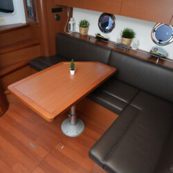 Beneteau Gran Turismo 40 Miami 20