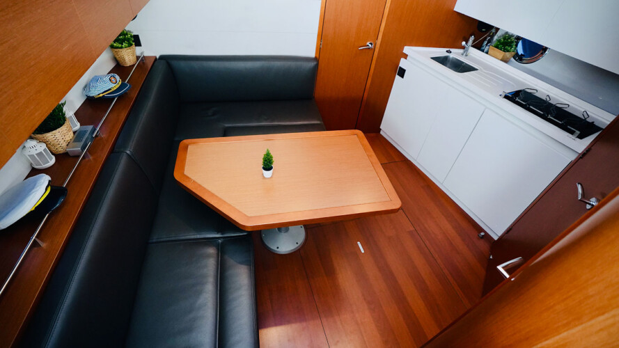 Beneteau Gran Turismo 40 Miami 21