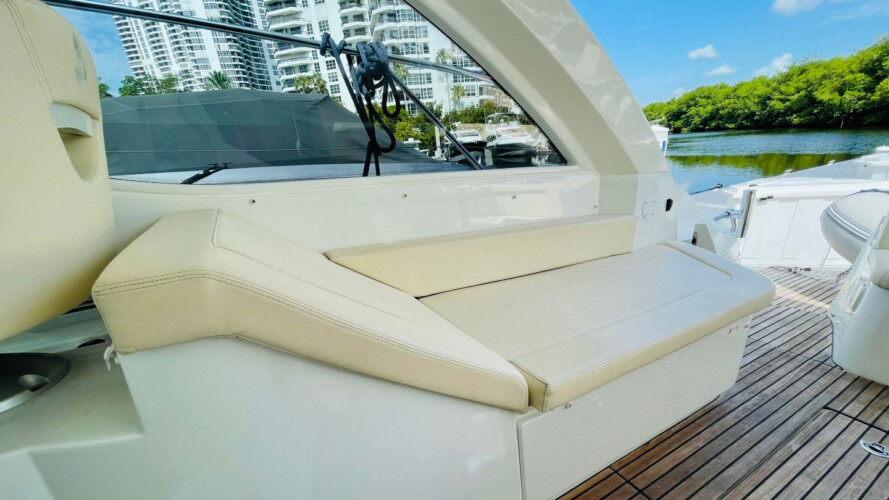 Beneteau Gran Turismo 40 Miami 5