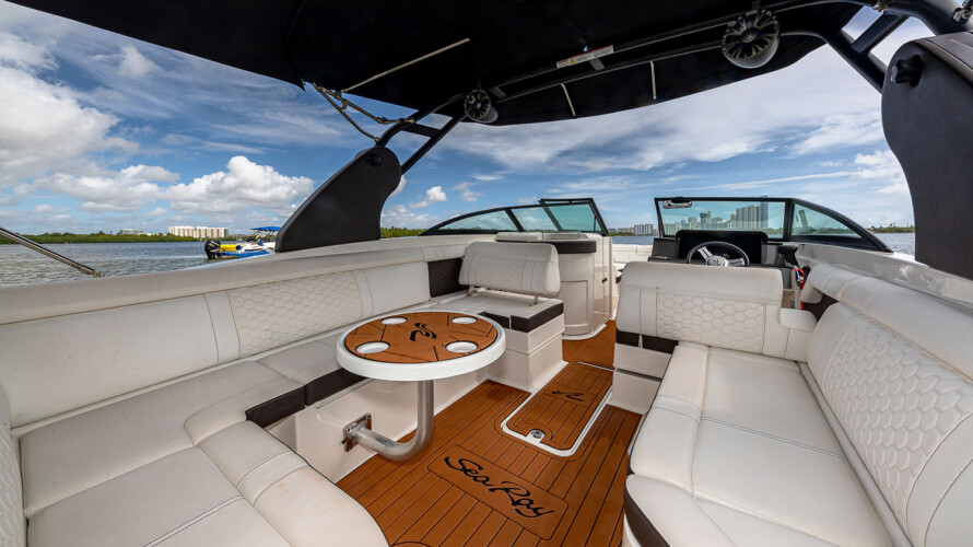 Sea Ray 290 Creed Miami 13