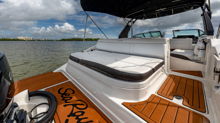 Sea Ray 290 Creed Miami 15