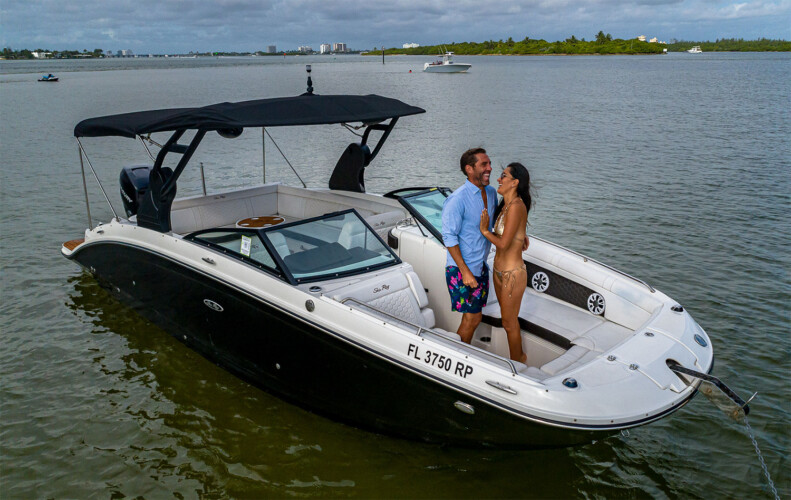 Sea Ray 290 Creed Miami 18