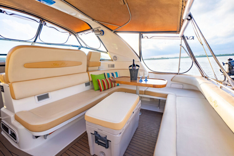 Sea Ray 400 Sundancer Miami 3