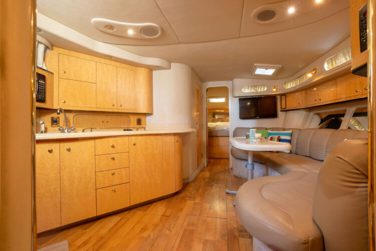 Sea Ray 400 Sundancer Miami 5