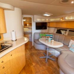 Sea Ray 400 Sundancer Miami 6