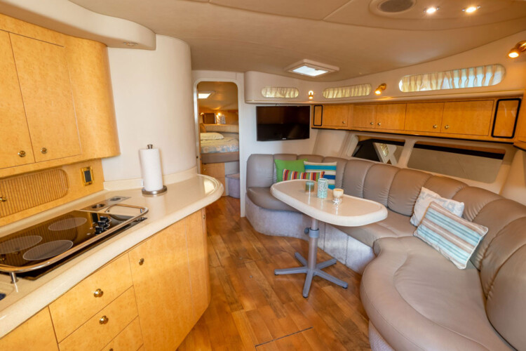Sea Ray 400 Sundancer Miami 6