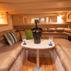 Sea Ray 400 Sundancer Miami 9