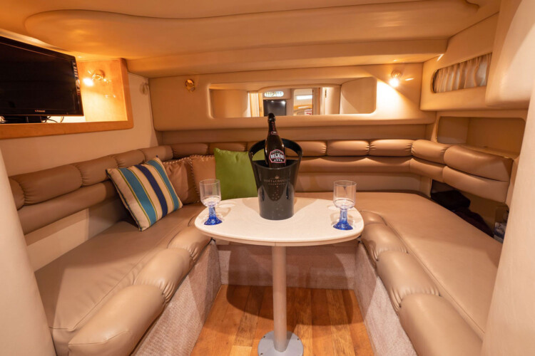 Sea Ray 400 Sundancer Miami 9