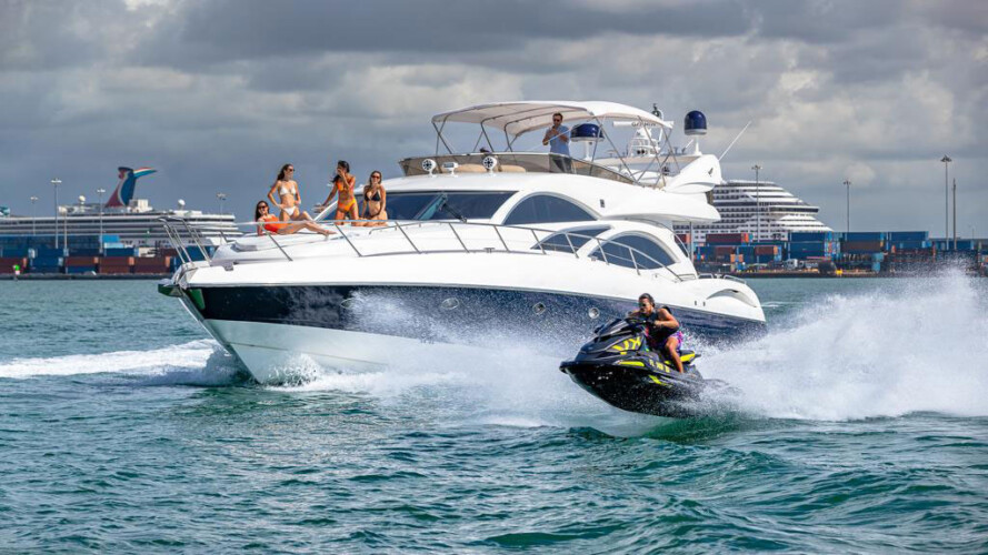 Sunseeker Manhattan 74 Giuli Miami 19
