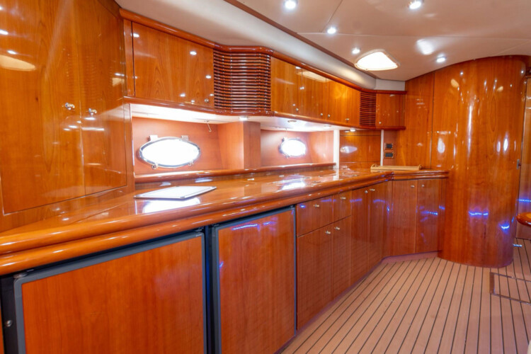 Sunseeker Predator 62 Miami 12