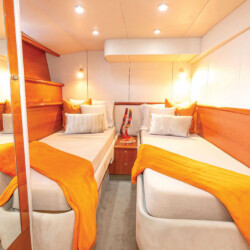 Sunseeker Predator 62 Miami 15