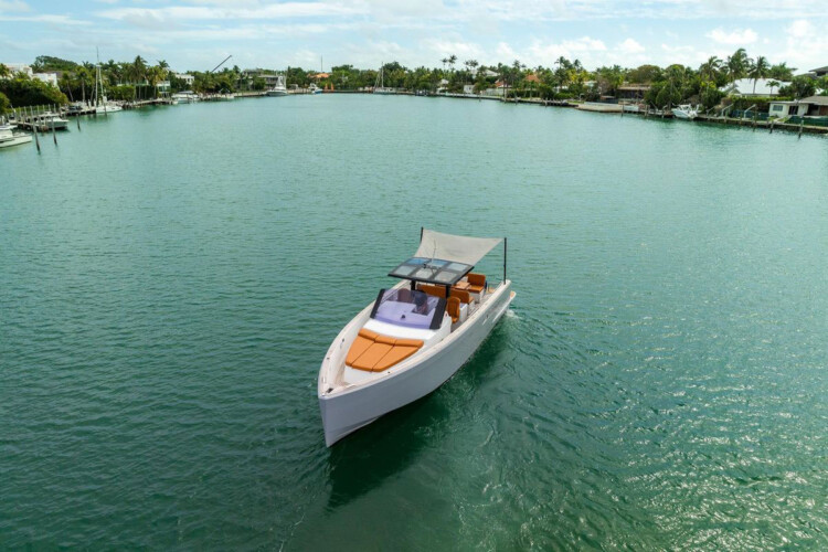 yacht Fjord 40 Miami 13