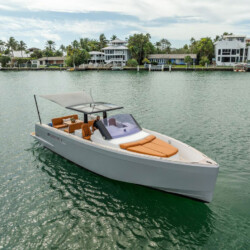 yacht Fjord 40 Miami 2